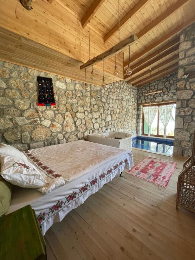 Shavilla Kalkan - Yali ' Da Korunakli 1+1 Villa Патара Екстериор снимка